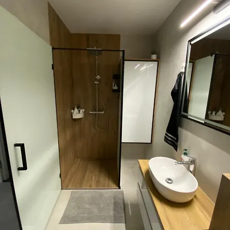 Przewoz Lux Lucky Garaz W Cenie Apartment *