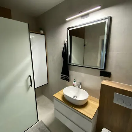 Przewoz Lux Lucky Garaz W Cenie Apartament Kraków